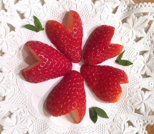 いちごでハート