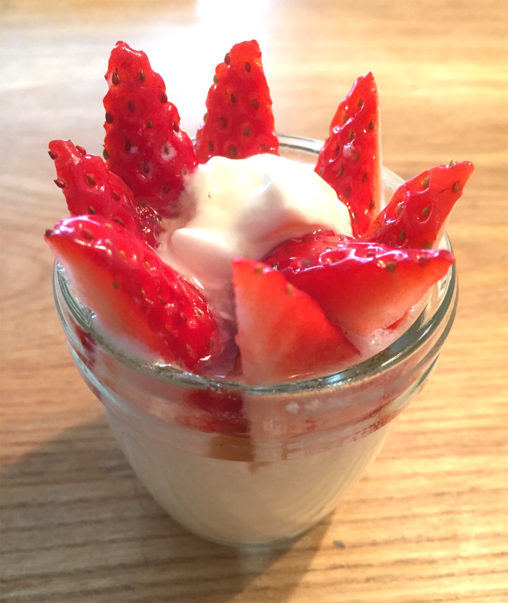 いちごヨーグルト調理例